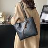 Korean Version Handbag Women's 2025 New Fashion Versatile High-end Tote Bag Light Casual Simple Shoulder Bag