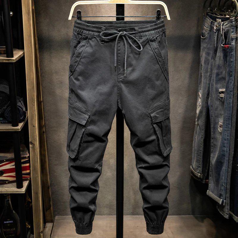 Мужской модный черный комбинезон с множеством карманов - коллекция осень/зима