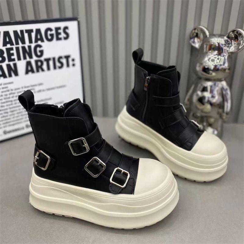 Женские мотоботы в европейском стиле из натуральной кожи с толстой подошвой и пряжкой, увеличивающие рост