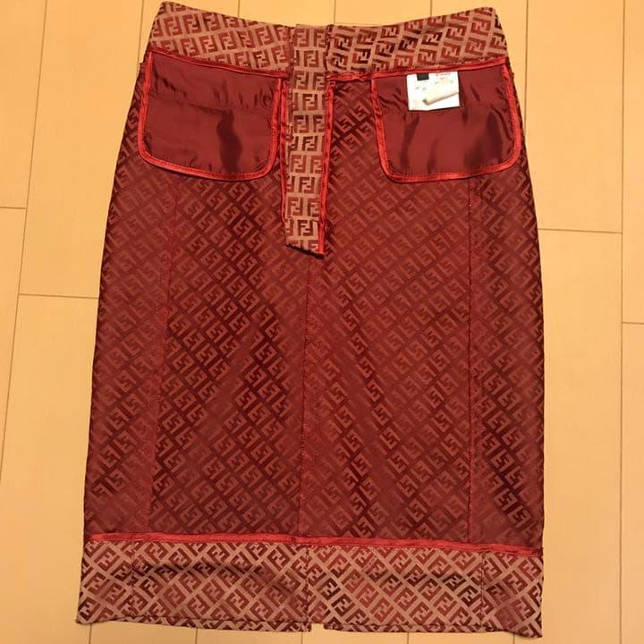 Used FENDI Zucchino skirt, size 40, authentic, with hanger