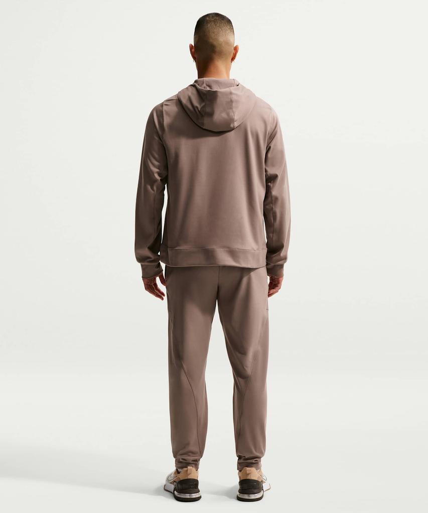 Nike Первоклассные performance-штаны из нанотрикотажа Dry-Fit с УФ-защитой, размер M - Коричневый норка / Ii1307-214