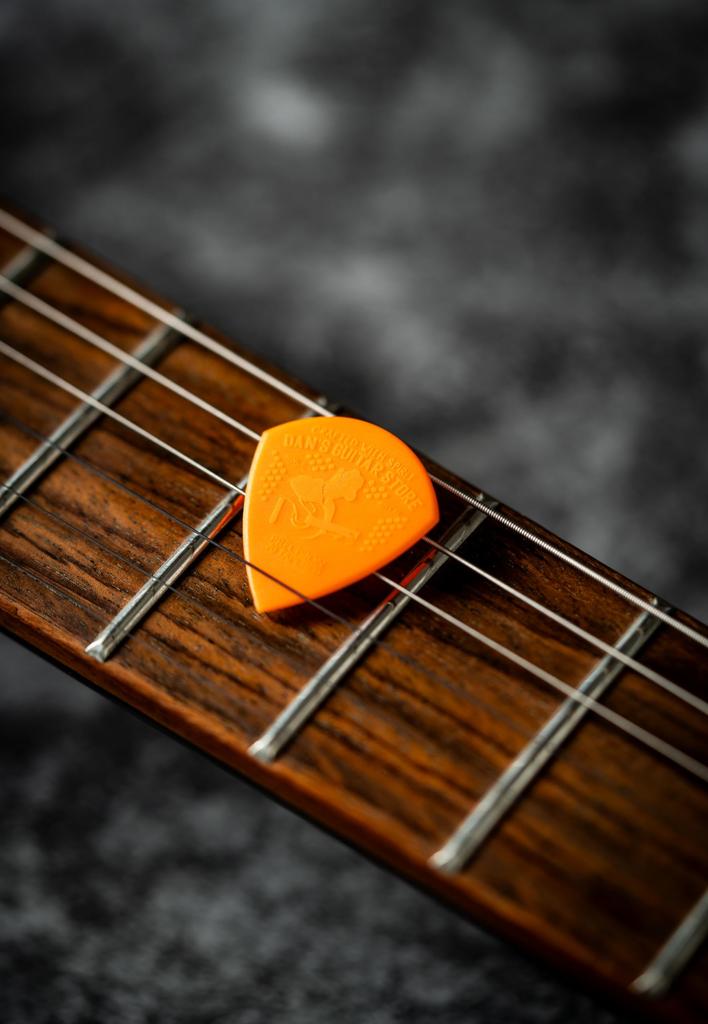 Dan's Guitar Store Precision Guitar Pick Tapered - These 10 Adjustable Thickness Double-bevel Extra-grip Guitar Picks Feature Flexible Picking Ends