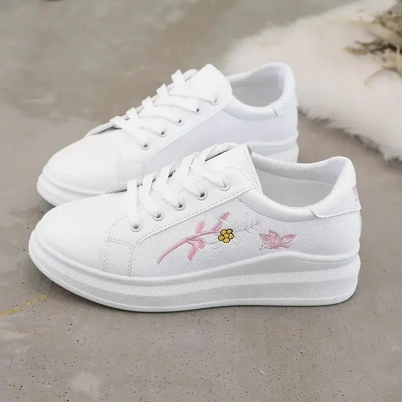 Round Toe Shoes for Women Flat Lace Up 2024 New Fashion Woman Footwear Deals Korean H High Quality Designer Luxury Daily Routine
