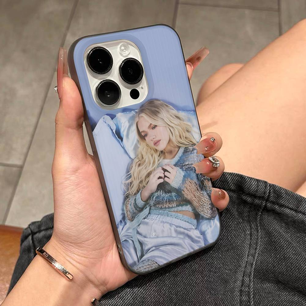 F-Freya S-Skye Singer For IPhone 17 16 15 Plus Pro Max 12 14 Plus 11 13 Wave Corrugated Stripe Funda Phone Cover