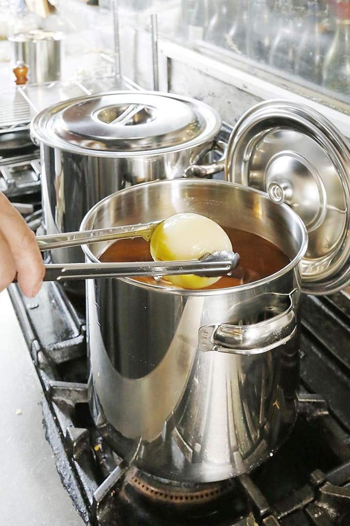 EBM Kitchen Pot 22cm with Plate 18-8 Pot/dish