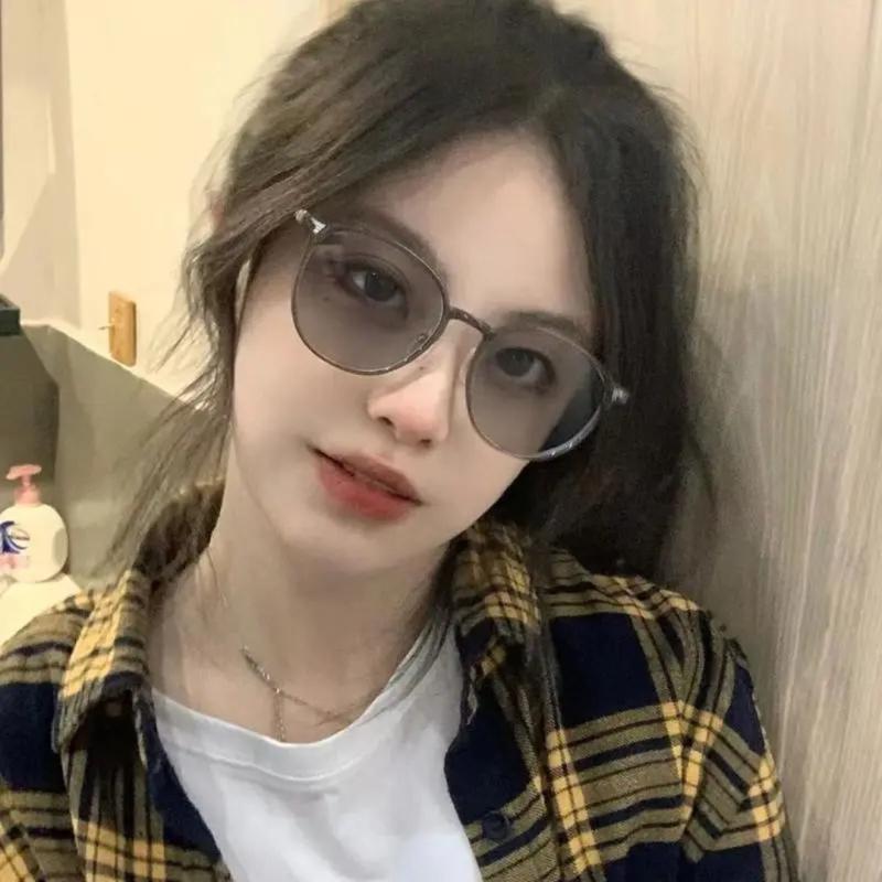 Новые модные фотохромные женские очки для близорукости с круглой оправой, для улицы, нейтральные, HD, для лица, маленькие, с защитой от синего света