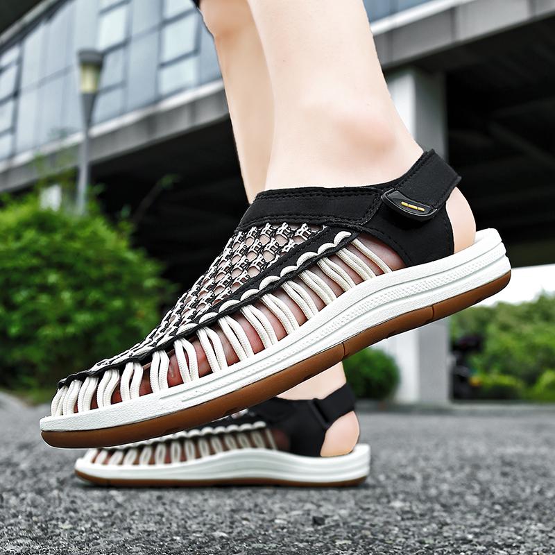 Мужские походные сандалии ручной работы, летние черные римские сандалии, широкие пляжные туфли для воды, большие размеры