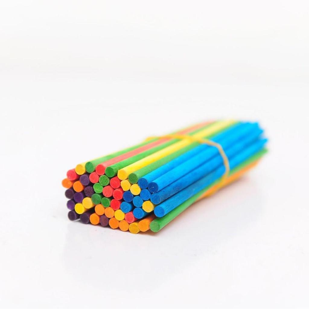 DIY Solid Wood Popsicle Sticks for Creative Handcrafted Models