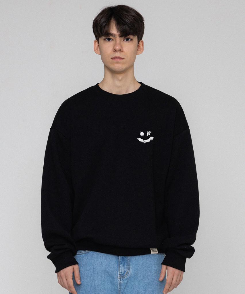 GRAVER [Unisex] Small Cloud Drawing Smile Sweatshirt_Black