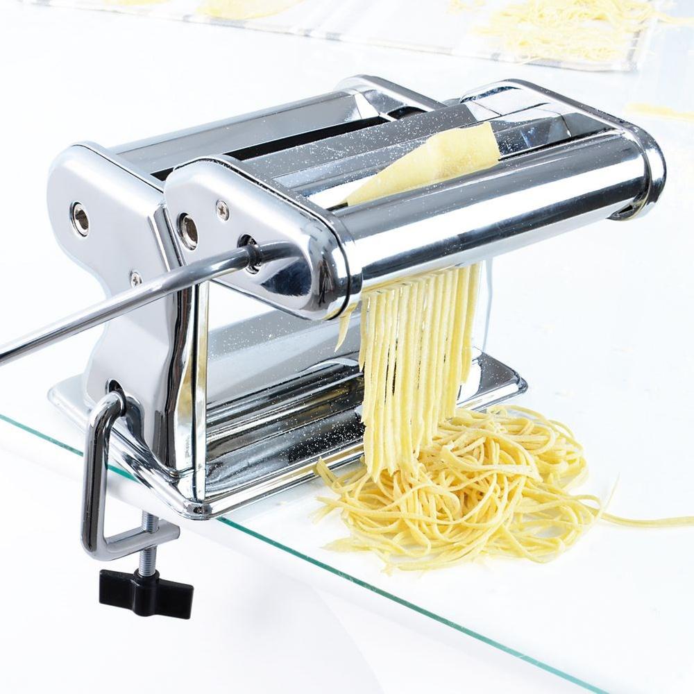 Pasta machine
