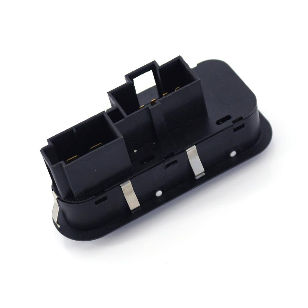 Главный выключатель стеклоподъемника с левой стороны переднего водителя заменяет 7S6514529AA