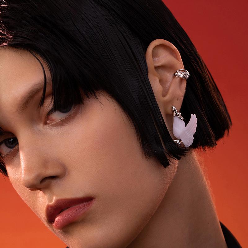 Belt Ear Clips Ins Cold Wind Personalized Horseshoe Buckle Ear Bone Clips Personalized Wind Geometry Without Pierced Earrings