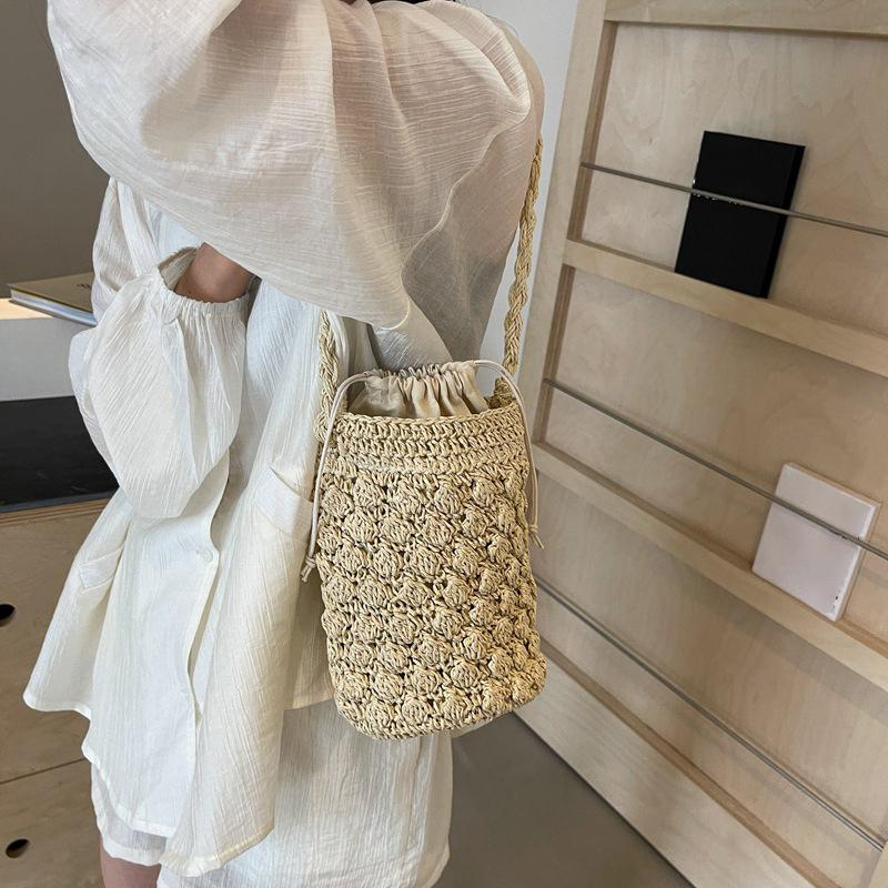 Summer New Fashionable Trendy Women's Bag High Quality Grass Woven Tote Bag Bucket Shape Drawstring Handbags