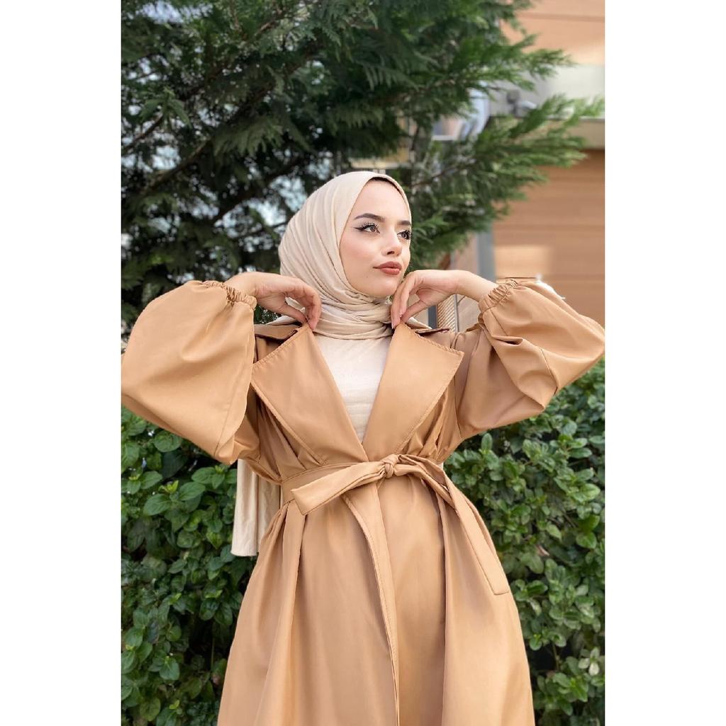 Тренч с объемными рукавами и завязкой на талии