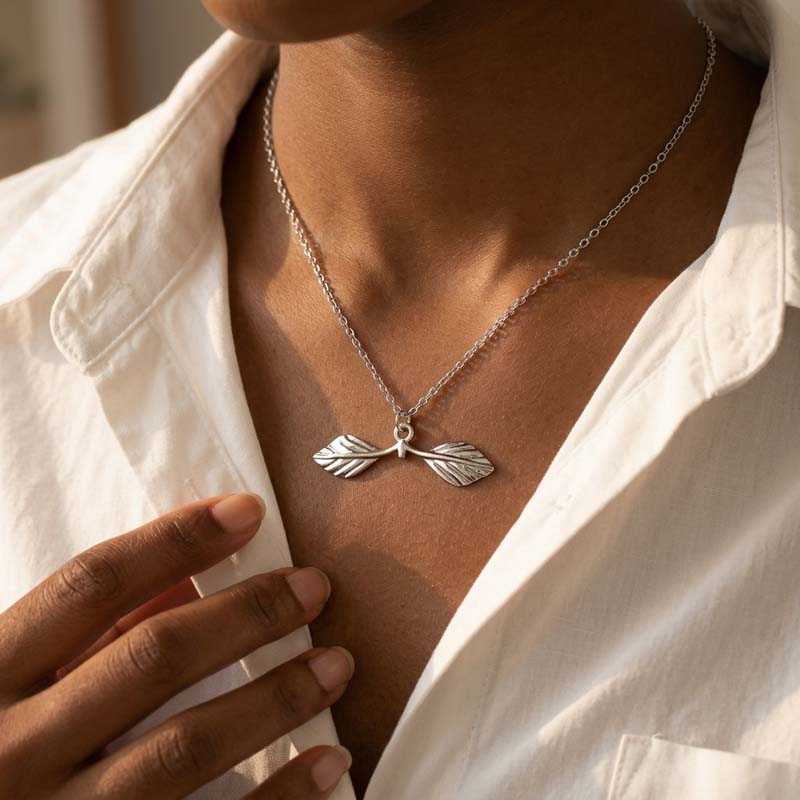 Stainless Steel Geometric Leaf Pendant Necklace for Women Trendy Gold Color Texture Choker Necklace Unique Jewelry Accessories
