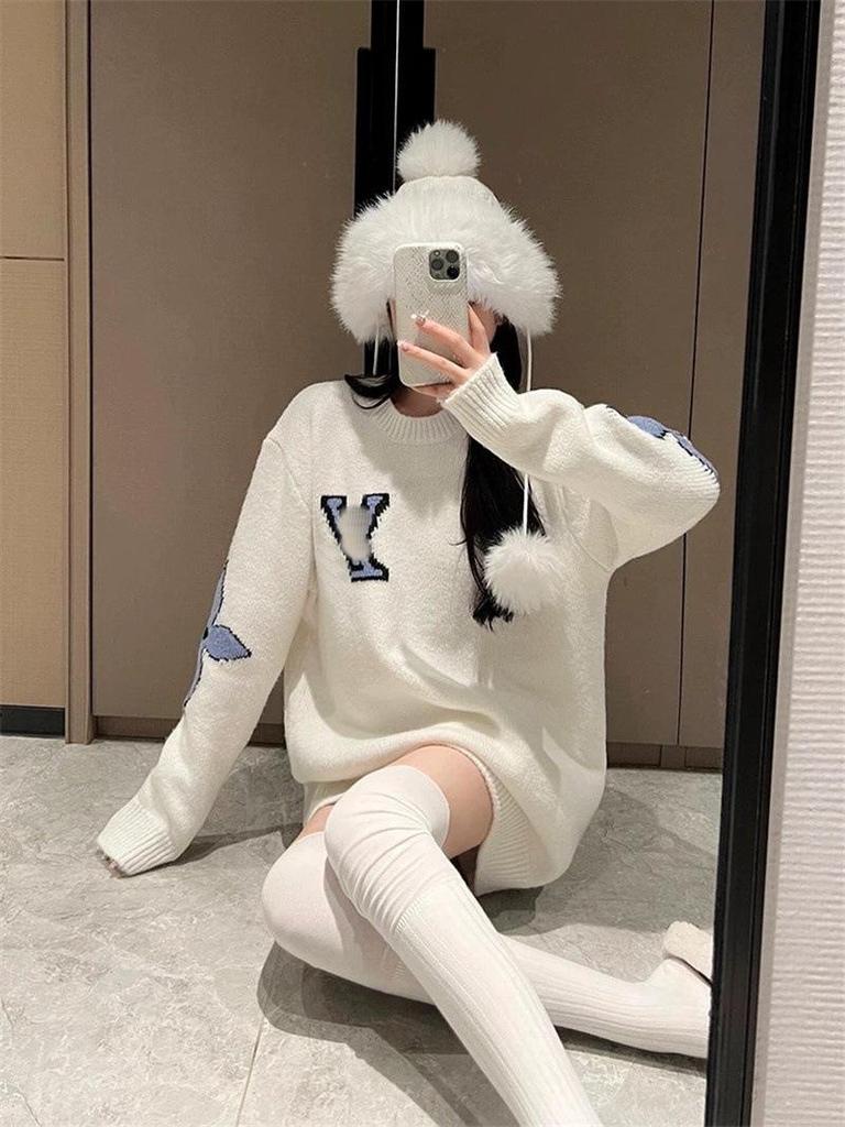 Men's and Women's Long-Sleeve Knitted Sweater with Donkey Family and Four-Leaf Clover Jacquard Design