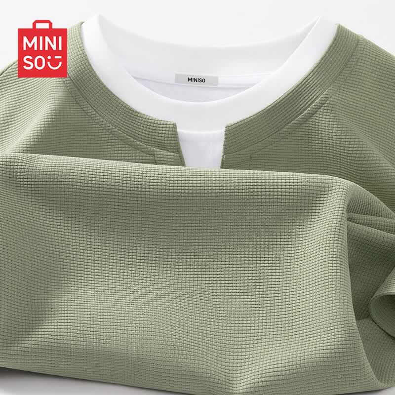 MINISO Мужская вафельная футболка с V-образным вырезом и коротким рукавом