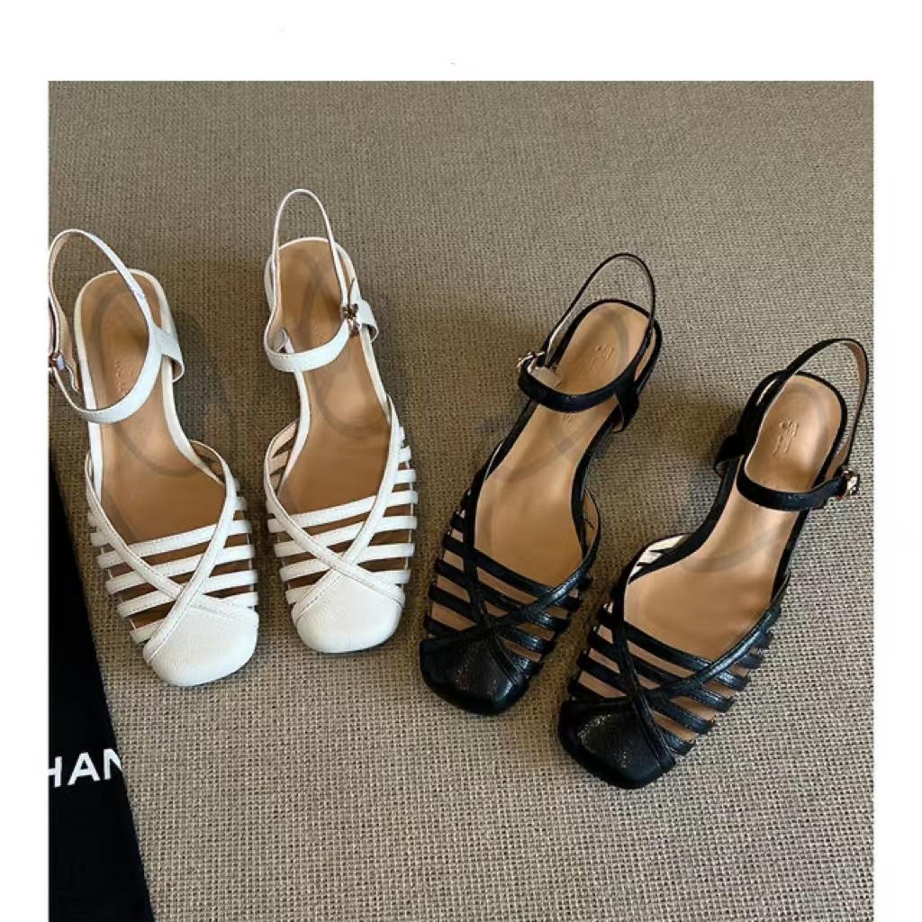 Women'S Middle Heel Sandals With A Combination Of Anti-Slip Thick And Thin Straps And A Hollowed-Out Buckle At The Back