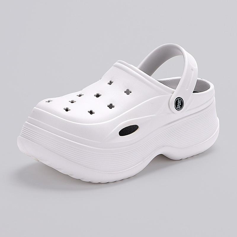 Сандалии-сабо на толстой платформе для женщин 2024 года, летние нескользящие пляжные тапочки, женские сандалии на толстой подошве из ЭВА-танкетки, садовая обувь