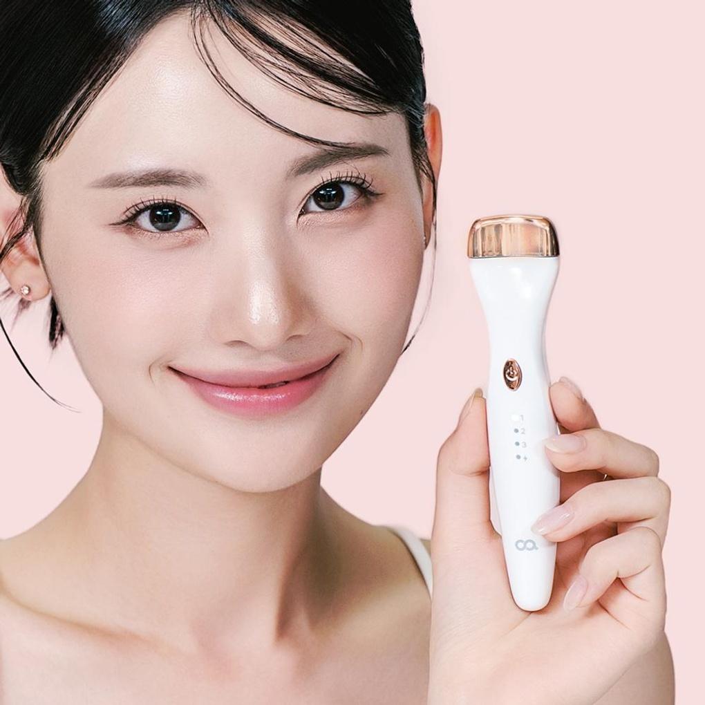 Oh, I'm a curling eyelash curler, heating eyelash curler, eyebrow mascara, perm curler