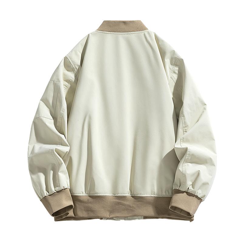 Куртки, утолщенные куртки, тренчи