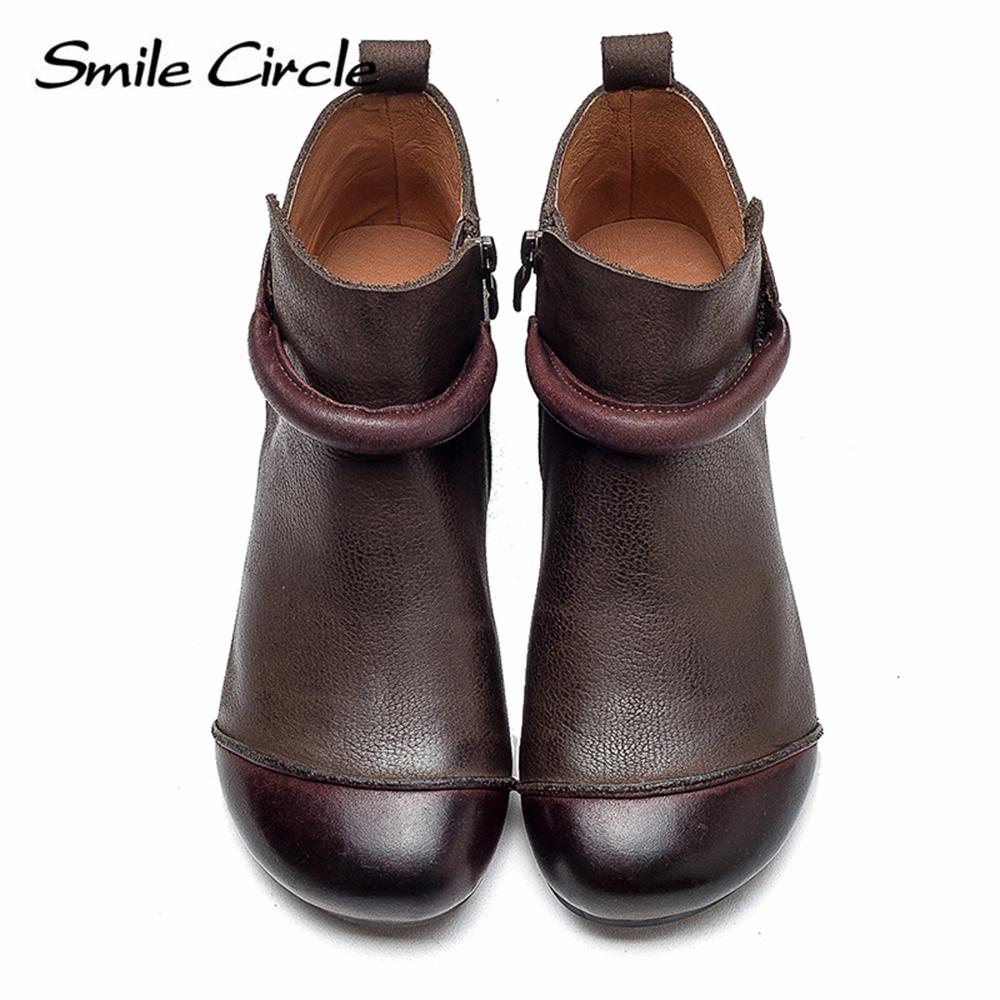 Женские ботинки из натуральной кожи, ботильоны с круглым носком и боковой молнией, модные удобные туфли на плоской подошве