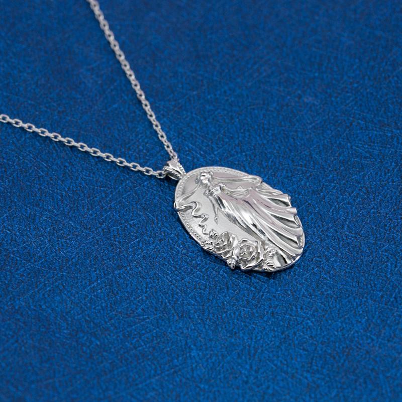 Аниме Sailor Moon Princess Serenity Limited Edition 925 Sterling Silver Relief Cuestion Cushion ожерелье для женщин ювелирные изделия Gi