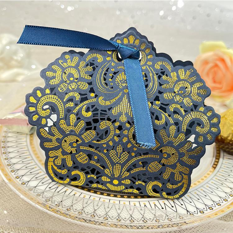 Новые полые свадебные коробки для конфет в европейском стиле: Идеально подходит для свадеб, вечеринок и памятных подарков - дарение