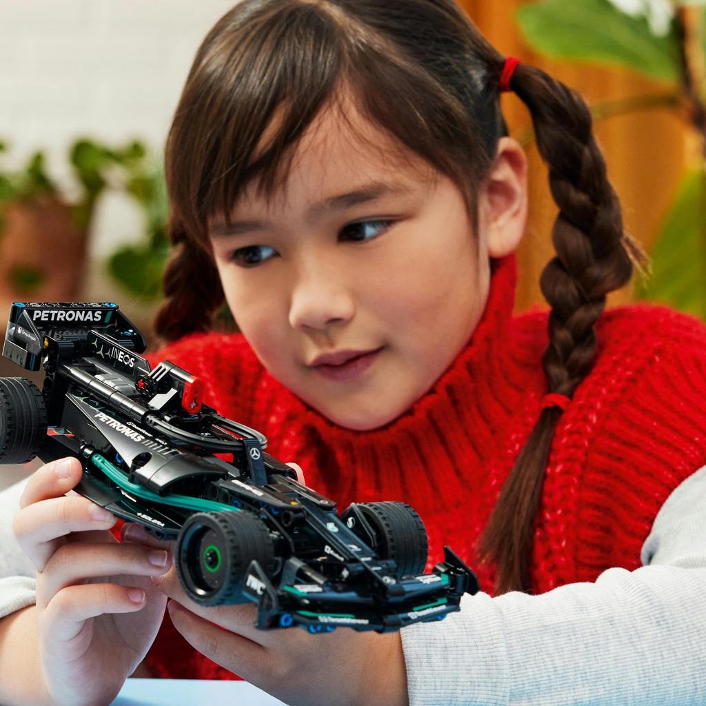 LEGO Technic Mercedes-AMG F1 W14 E Performance Игрушка с механизмом обратного хода Подарок на День Рождения Конструктор Мальчики Девочки Дети 7 лет 8 лет 9 лет