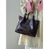 Ielgy Autumn Winter Retro Commuter Large Capacity Chain Tote Bag