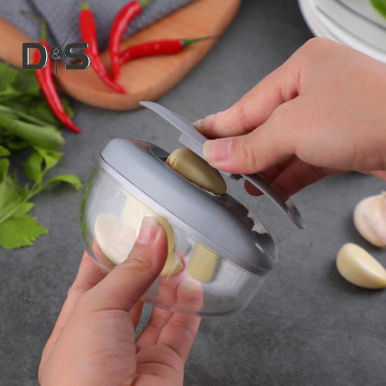 Серая дробилка для чеснока, ручное нажатие, полезная терка для измельчения чеснока, инструмент для приготовления пищи