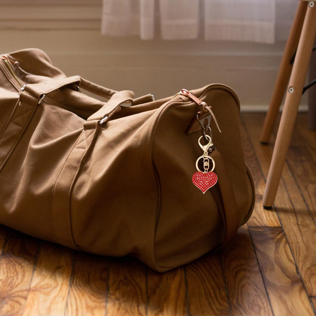 Sparkling Heart Keychain With Full Rhinestone Elegant Design Alloy Keyring Pendant For Gifts And Daily Use