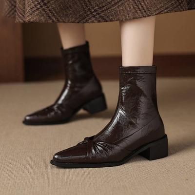 Корейская версия новых женских кожаных ботинок на среднем каблуке большого размера, удобные ботильоны с острым носком на квадратном каблуке, ботинки Мартин, осень и зима, однотонные ко