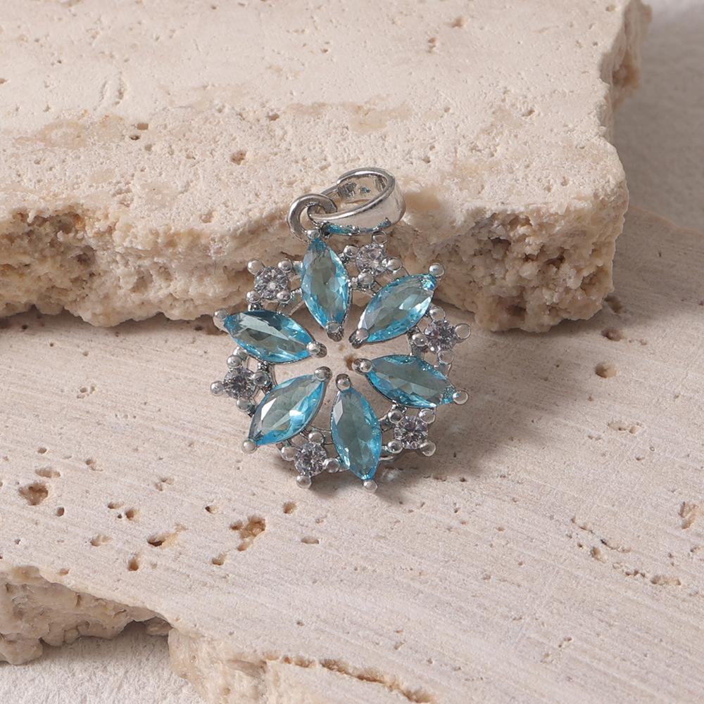 Blue Diamond Snowflake Silver Pendant, Fairy Winter Women's Clavicle Chain