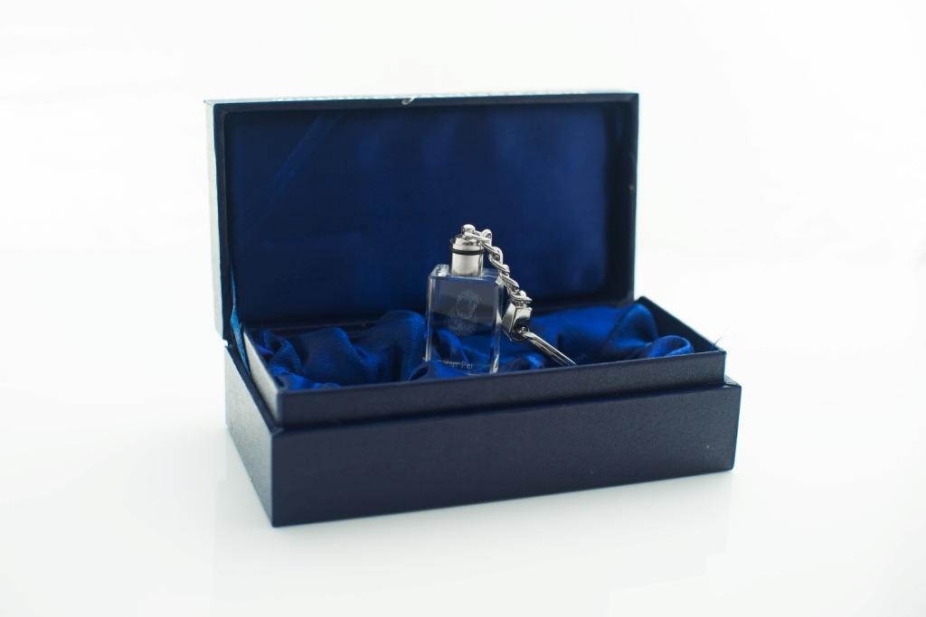 Shar Pei – Crystal key ring with dog photo, illuminated key ring | Art-Dog