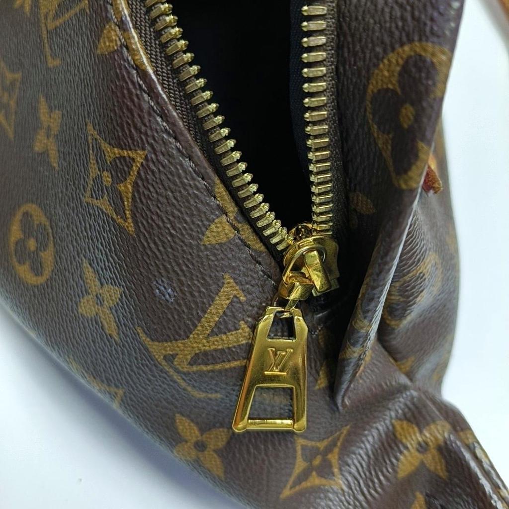 [Pre-Owned] Bumbag Classic Monogram Coated Canvas With Natural Cowhide - Very Good #1K0TO0A