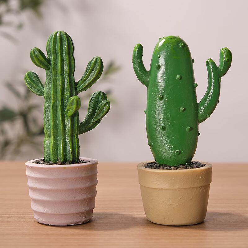 Oushuo Mai 16cm Nordic Style Glass Cactus Ornament