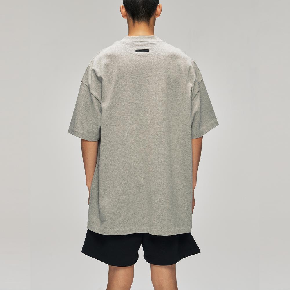 Fear of God Essentials Футболка NBA 90-х Бетонно-серый Мужские Топы Серый 125NB252002F