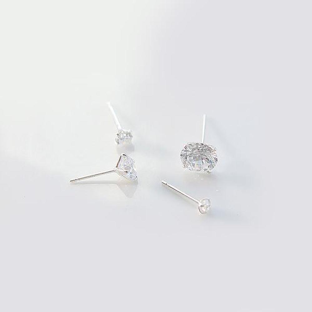 Silver Neat Cubic Zirconia Earrings 0.6 X (2 Pieces) for Sale In a Pair