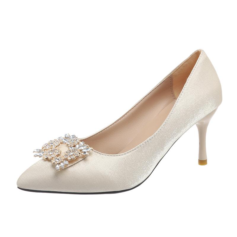 Французские свадебные туфли, белые атласные модельные туфли подружки невесты с пряжкой из снежинок и жемчуга, белые туфли на высоком каблуке, свадебные туфли больших размеров, женские туфли на каблуке