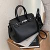 Modern Large Handbag For Women With Soft Pu Lining And Ample Storage Space