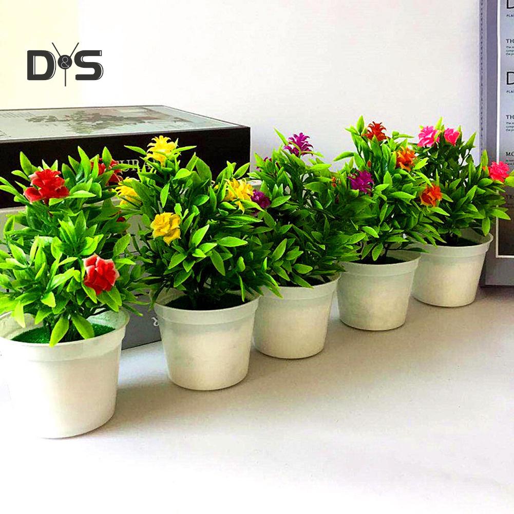 Искусственный пластиковый цветок розы для домашнего декора.Размер:10смх17см.В комплекте идет 1 горшок и 1 искусственный цветок