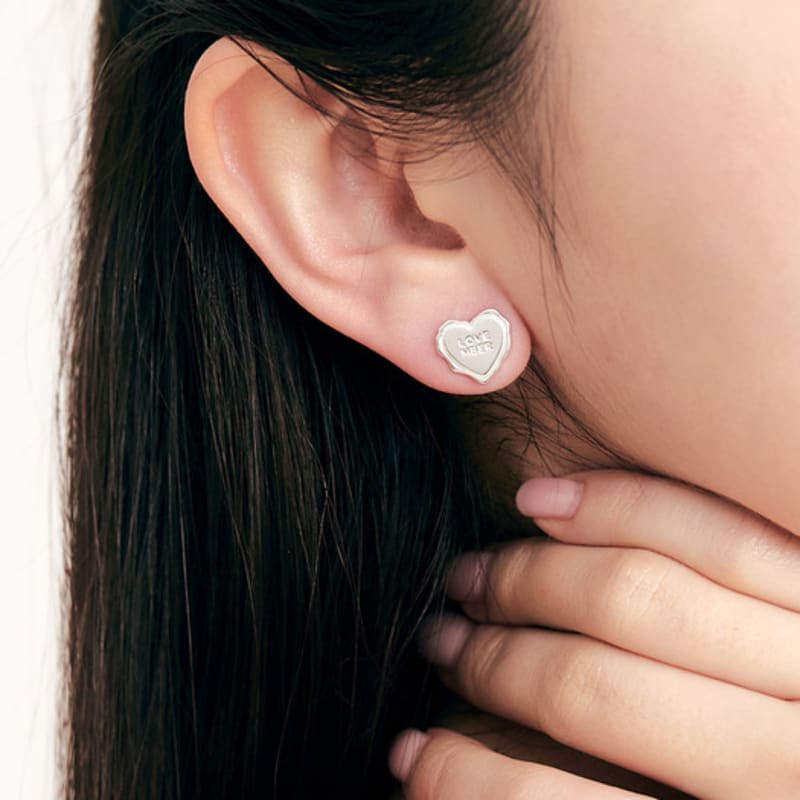 LOVEMBER [silver 925] Melting Heart Studs