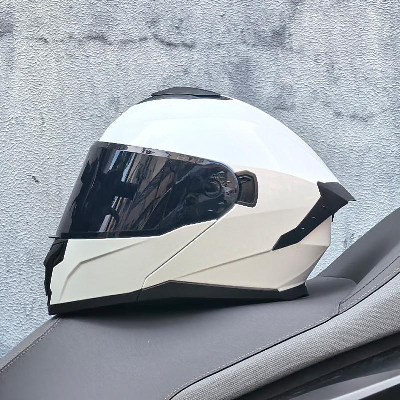 Motorcycle Helmet Men's and Women's Face-off Helmet Summer Locomotive Full Helmet Universal Safety In All Seasons