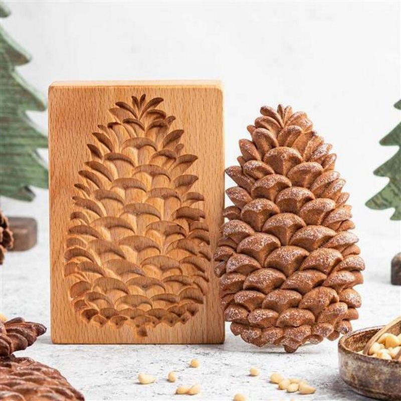 Independent, popular wooden gingerbread cookie molds, realistic designs, pine nut and rose flower crafts, food decorations
