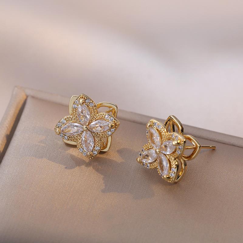 Fashion Personality Ladies Necklace