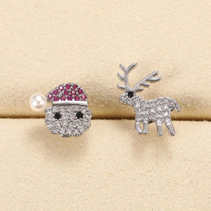 Рождественские серьги-подарки, Асимметричные серьги-пусеты с бриллиантами в виде Санта-Клауса и оленя Сика, с цирконом, Лидер продаж