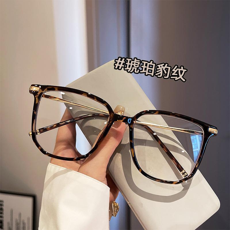 Brown plain anti-blue myopia glasses frame personalized large frame polygon eye protection flat glasses B