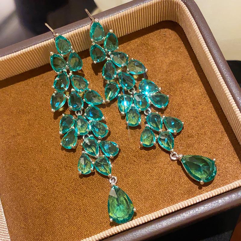 Винтажные серьги-капли с жемчугом и бриллиантовой инкрустацией - Ретро-стиль, Легкая роскошь, Высококачественный дизайн