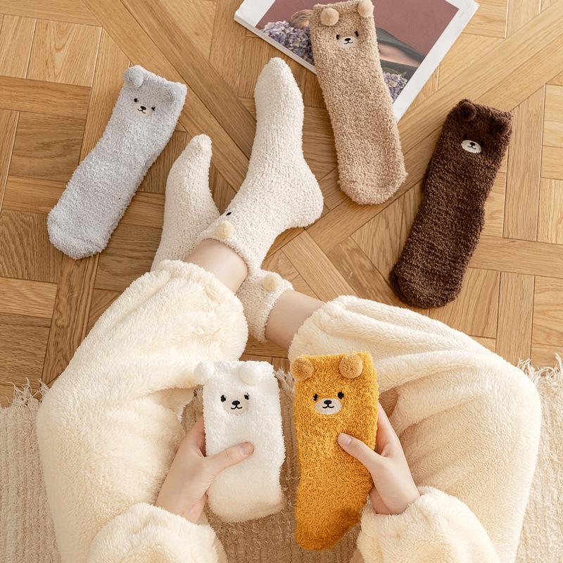 Японские носки-медведи из кораллового флиса: Осень/Зима, Толстые, 3D Мультяшные, Средней высоты, Не скатывающиеся Послеродовые Носки для Сна